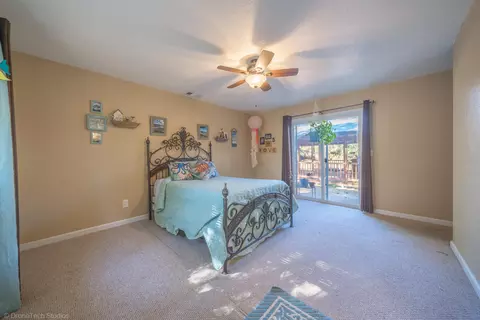 Bedroom - 3059 Quartz Hill Rd, Redding, CA 96003 photo 3 of 10