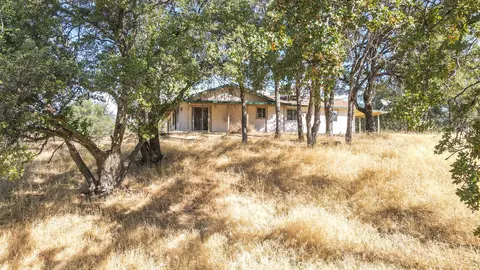 13533 Dry Creek Rd, Redding, CA 96003