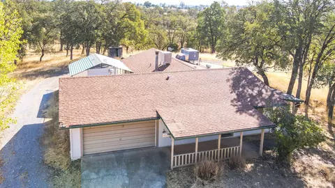 13533 Dry Creek Rd, Redding, CA 96003 photo 4