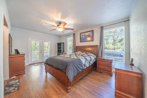 Bedroom - 28832 Whitmore Rd, Whitmore, CA 96096 photo 2 of 2