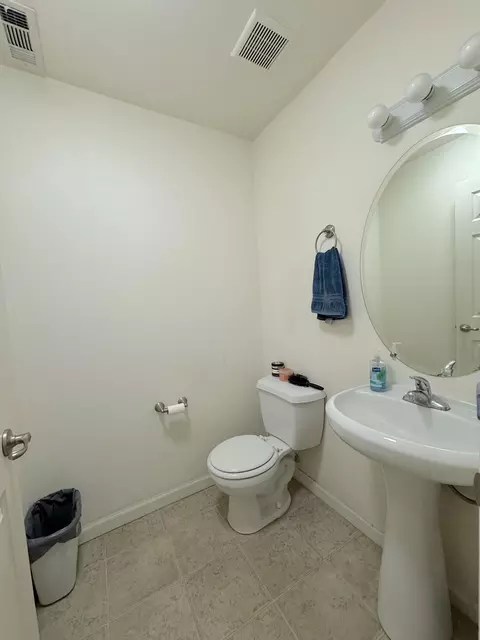 1246 Mighty Oak Ln, Redding, CA 96002 photo 16