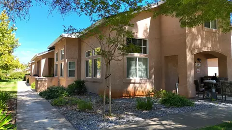 1246 Mighty Oak Ln, Redding, CA 96002 photo 4