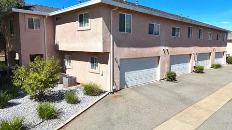 1246 Mighty Oak Ln, Redding, CA 96002 photo 6