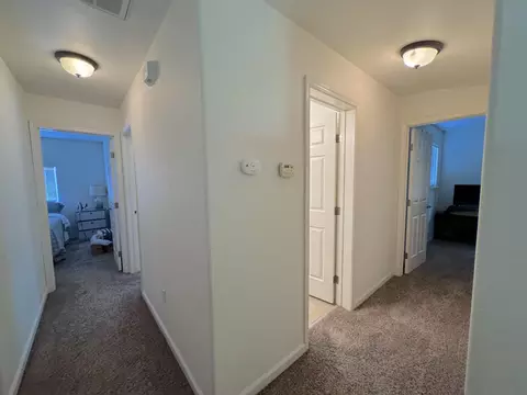 Entry Way - 1262 Mighty Oak Ln, Redding, CA 96002 photo 2 of 4