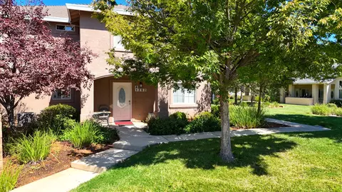 Exterior - 1262 Mighty Oak Ln, Redding, CA 96002 photo 3 of 4
