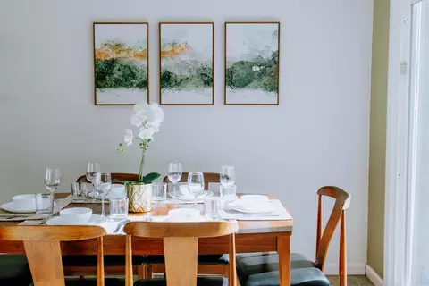 Dining - 2910 East Way, Redding, CA 96002 photo 2 of 3