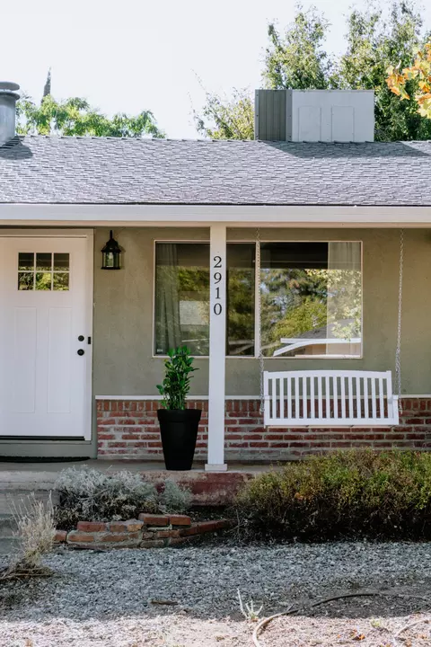 2910 East Way, Redding, CA 96002