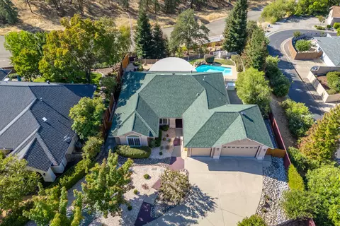 View/Area - 1814 Harvard Way, Redding, CA 96003 photo 5 of 7