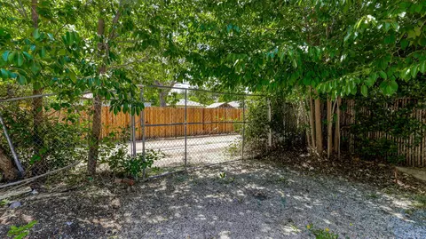 Exterior - 1025 Gold St, Redding, CA 96002 photo 15 of 15