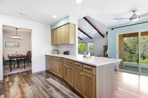 2089 Quartz Way, Redding, CA 96001 photo 9