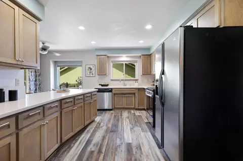 2089 Quartz Way, Redding, CA 96001 photo 11