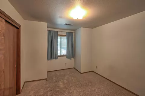 1265 Norman Dr, Redding, CA 96002 photo 31