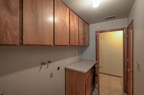 1265 Norman Dr, Redding, CA 96002 photo 35