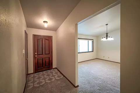1265 Norman Dr, Redding, CA 96002 photo 7
