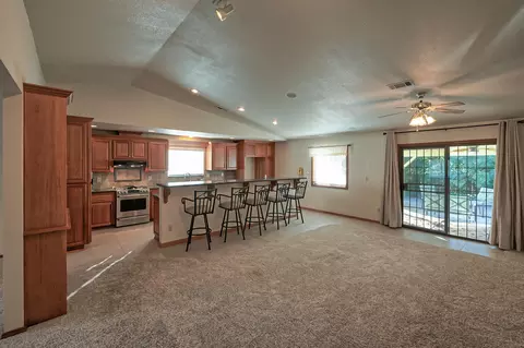 1265 Norman Dr, Redding, CA 96002 photo 10