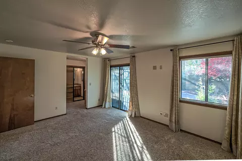1265 Norman Dr, Redding, CA 96002 photo 18
