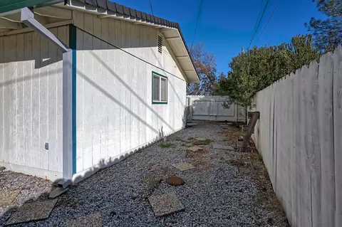 1265 Norman Dr, Redding, CA 96002 photo 45