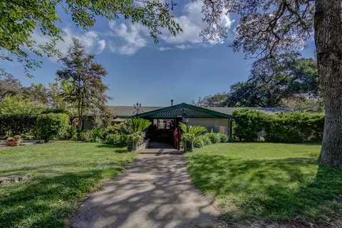 4262 Jim Dandy Dr, Cottonwood, CA 96022