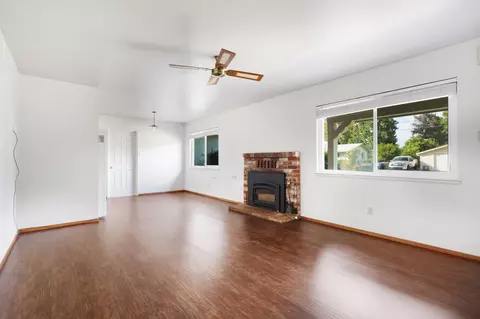 2281 Belladonna St, Redding, CA 96002 photo 8