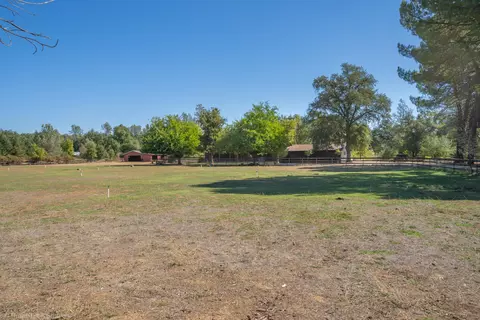 Exterior - 9411 Brandy Ln, Redding, CA 96003 photo 43 of 61