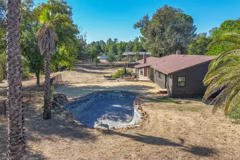 Exterior - 9411 Brandy Ln, Redding, CA 96003 photo 56 of 61