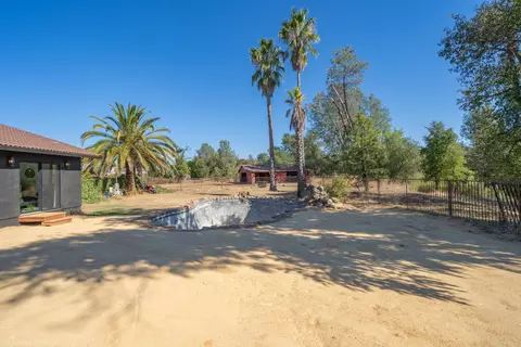 Exterior - 9411 Brandy Ln, Redding, CA 96003 photo 40 of 61