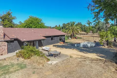 Exterior - 9411 Brandy Ln, Redding, CA 96003 photo 51 of 61
