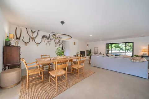 Dining - 9411 Brandy Ln, Redding, CA 96003 photo 3 of 3