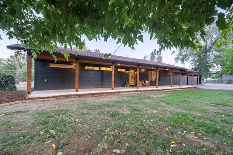 Exterior - 9411 Brandy Ln, Redding, CA 96003 photo 22 of 61
