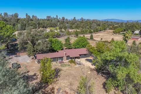 View/Area - 9411 Brandy Ln, Redding, CA 96003 photo 13 of 22