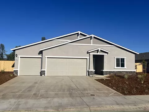 5437 Feathers Ave, Redding, CA 96002