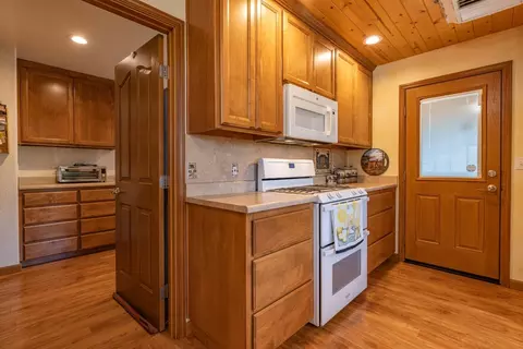 20034 Portero Dr, Redding, CA 96003 photo 8