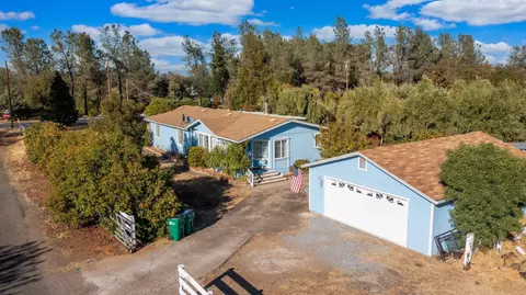 5497 Pine St, Anderson, CA 96007