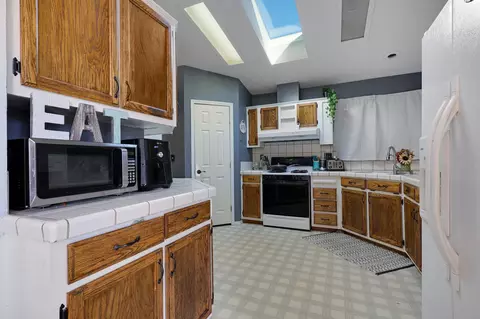 5497 Pine St, Anderson, CA 96007 photo 8