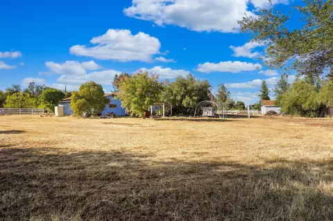 5497 Pine St, Anderson, CA 96007 photo 25
