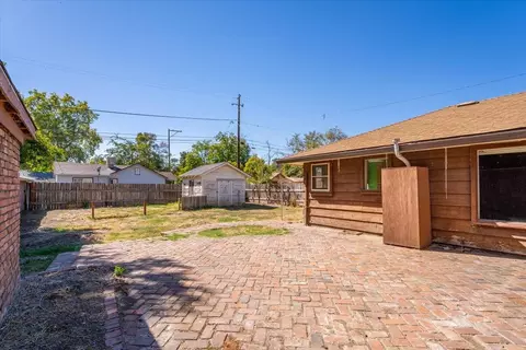 Exterior - 457 Lincoln St, Red Bluff, CA 96080 photo 5 of 15