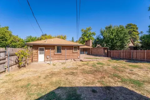 Exterior - 457 Lincoln St, Red Bluff, CA 96080 photo 10 of 15