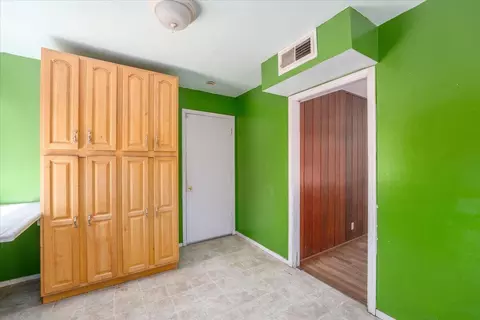 Entry Way - 457 Lincoln St, Red Bluff, CA 96080 photo 1 of 1