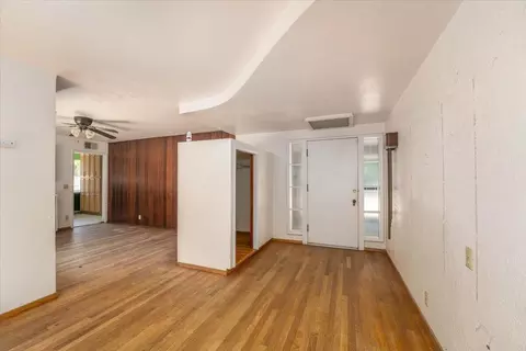 Living - 457 Lincoln St, Red Bluff, CA 96080 photo 1 of 5
