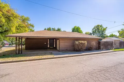 Exterior - 457 Lincoln St, Red Bluff, CA 96080 photo 2 of 15