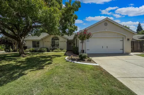 4437 Rose Terrace Dr, Redding, CA 96001 photo 1