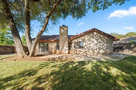 Exterior - 3697 Sunwood Dr, Redding, CA 96002 photo 4 of 5
