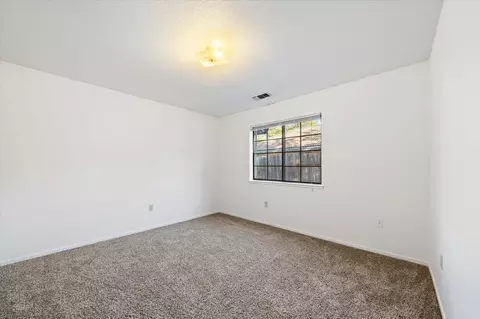 Bedroom - 3697 Sunwood Dr, Redding, CA 96002 photo 3 of 6