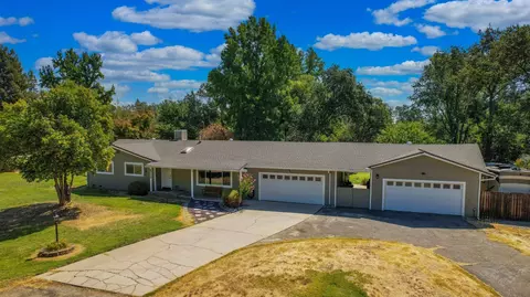 8725 Midview Dr, Palo Cedro, CA 96073