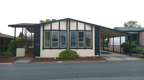 4633 Underwood Dr, Redding, CA 96003