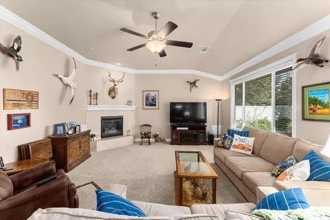 1961 Balzac Ct, Redding, CA 96003 photo 6