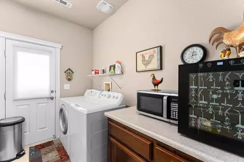 1961 Balzac Ct, Redding, CA 96003 photo 31
