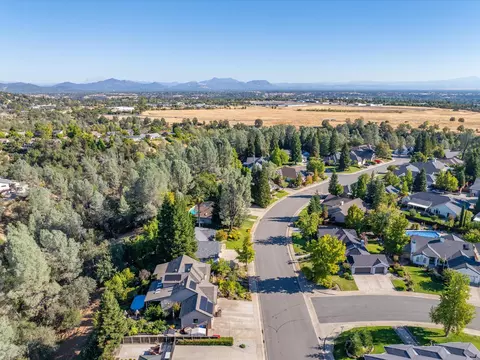 2503 Cumberland Dr, Redding, CA 96001 photo 39