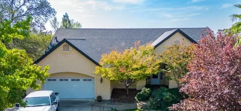 19213 Pinnacle Ct, Redding, CA 96003