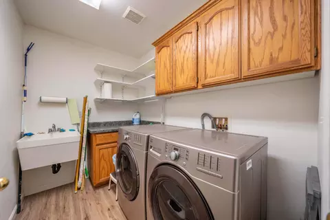 1392 Madewood Ln, Redding, CA 96002 photo 11